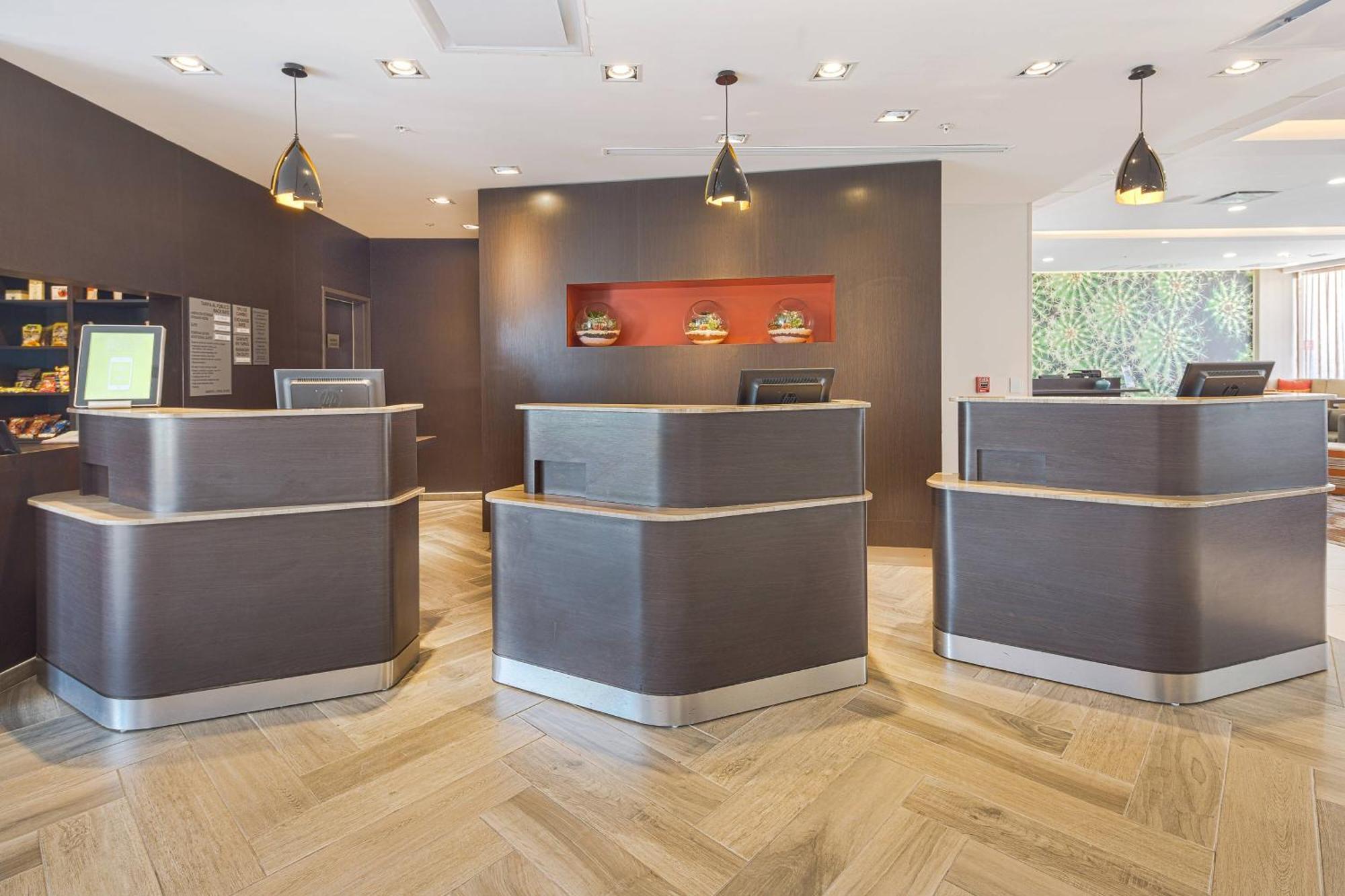 Courtyard By Marriott Saltillo Exterior foto