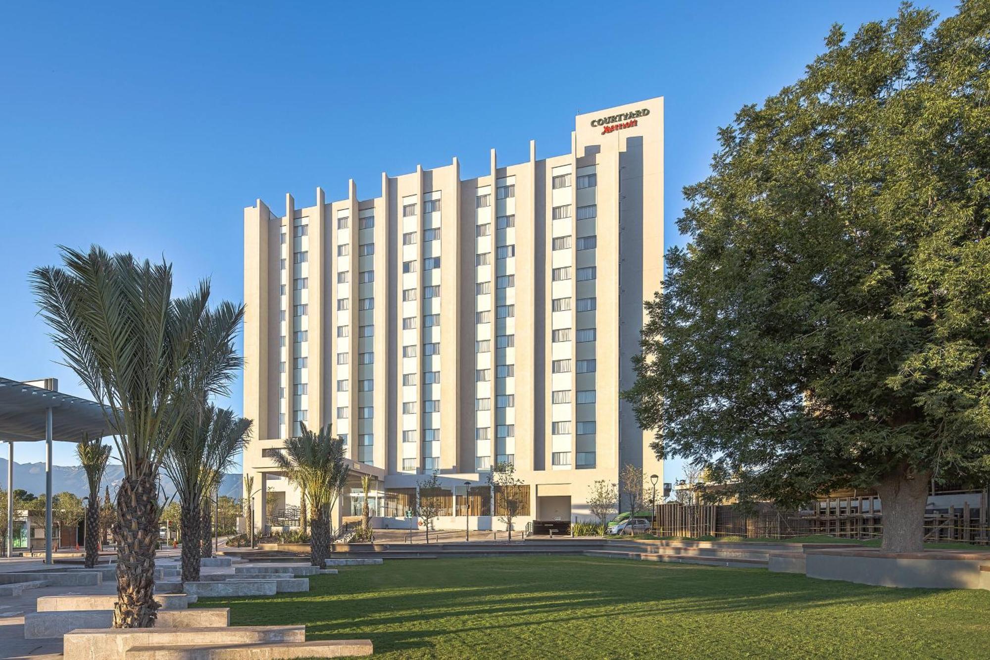 Courtyard By Marriott Saltillo Exterior foto
