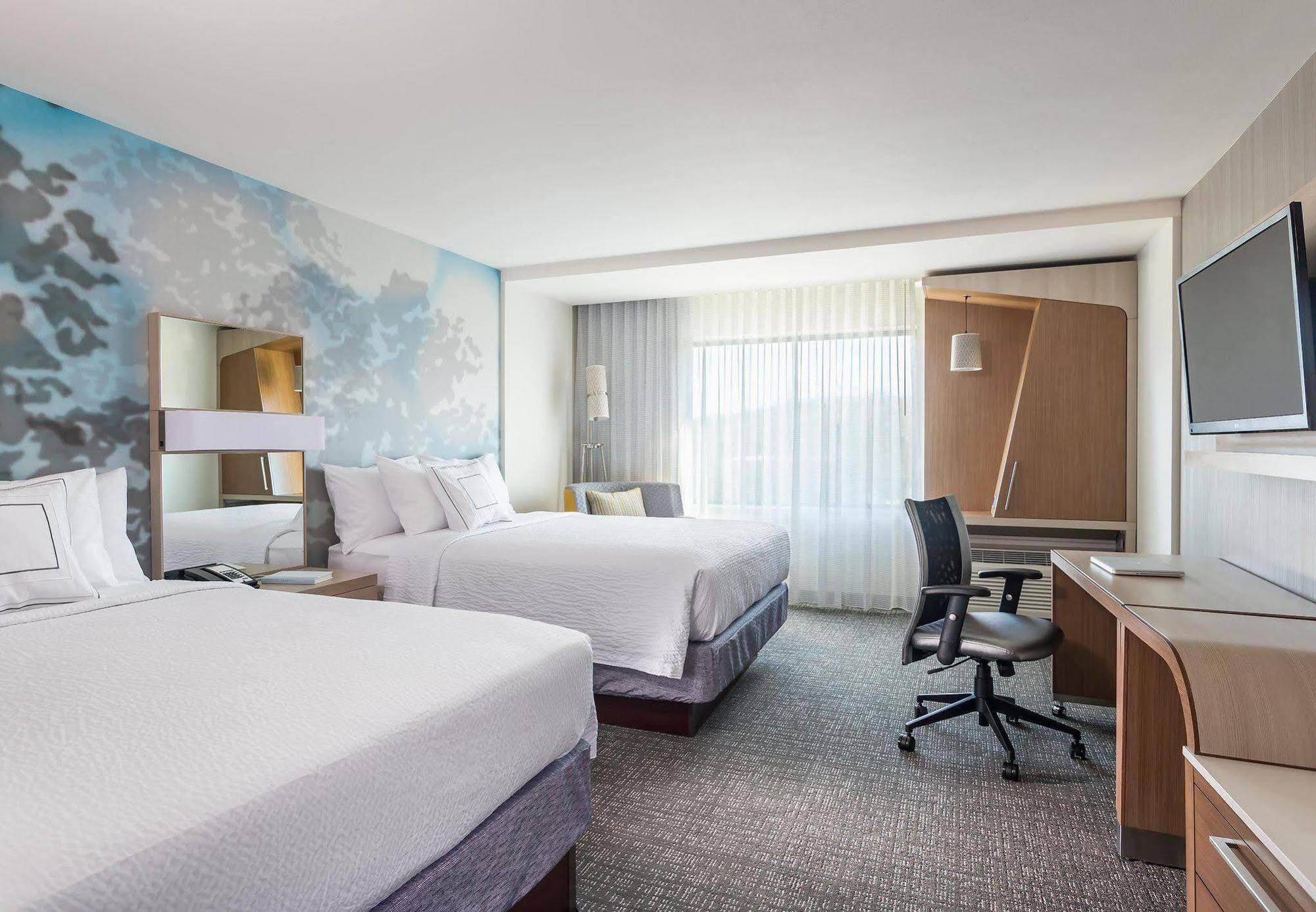 Courtyard By Marriott Saltillo Exterior foto
